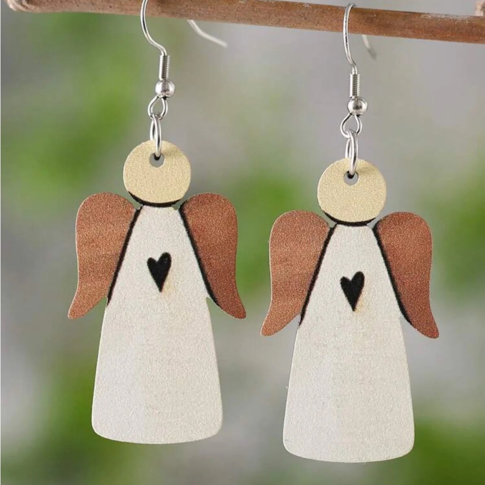 Vintage, Double-Sided, Wood Angel Earrings
Angel Earrings with Heart Design
New - Picture 2 of 3